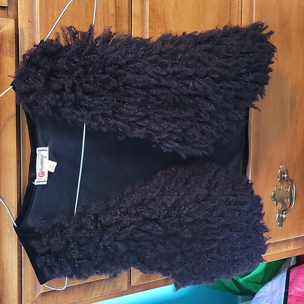 Black vest velvet back